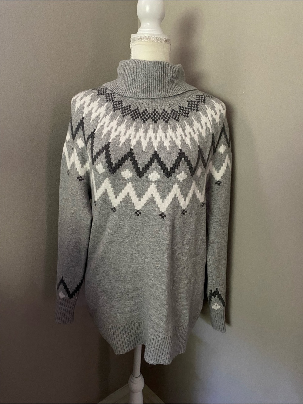 LOFT Fair Isle Nordic Apres Ski Pullover Sweater Size Medium